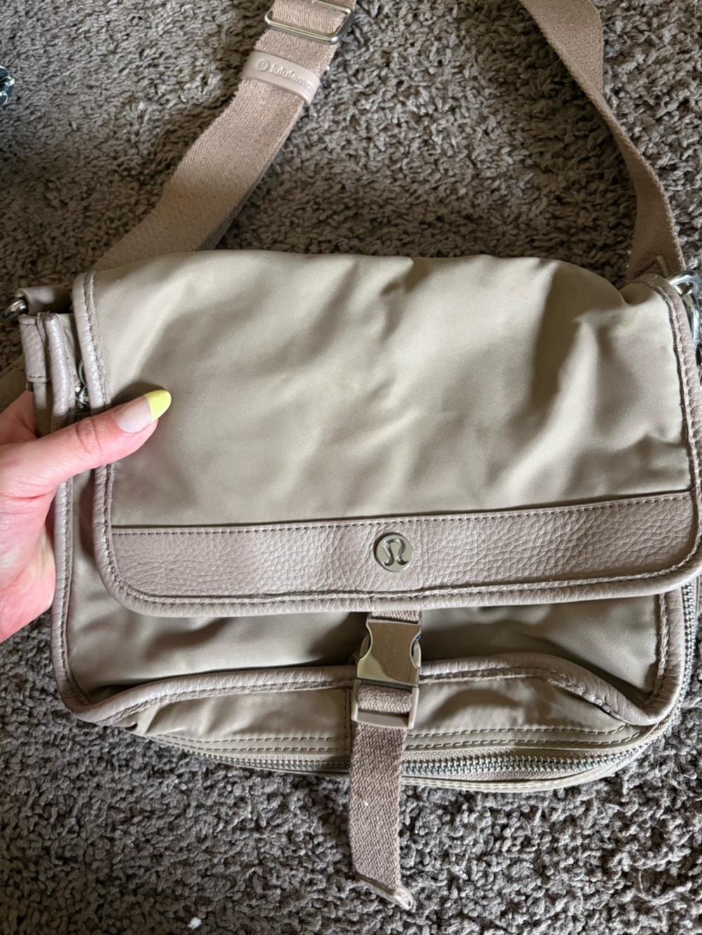 lululemon athletica Beige/Tan Messenger Crossbody Bag